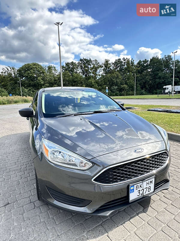 Седан Ford Focus 2016 в Радивилове фото 27 Седан Ford Focus 2016 в Радивилове