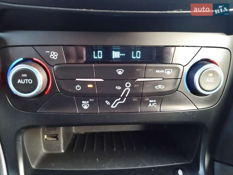 Универсал Ford Focus 2015 в Луцке