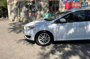 Седан Ford Focus 2015 в 