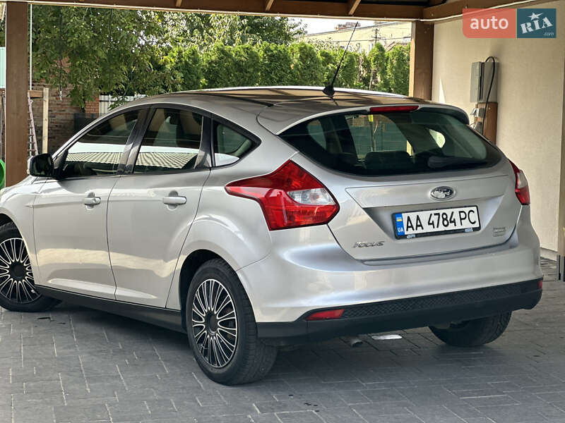 Хэтчбек Ford Focus 2013 в Владимире фото 4 Хэтчбек Ford Focus 2013 в Владимире