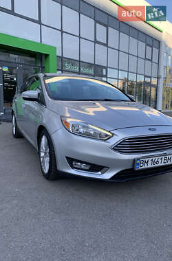 Седан Ford Focus 2015 в 