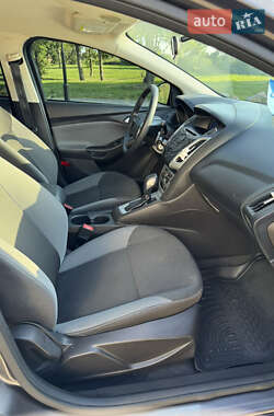 Хэтчбек Ford Focus 2014 в 