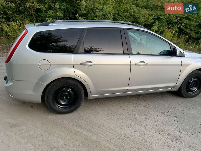 Универсал Ford Focus 2009 в Изяславе