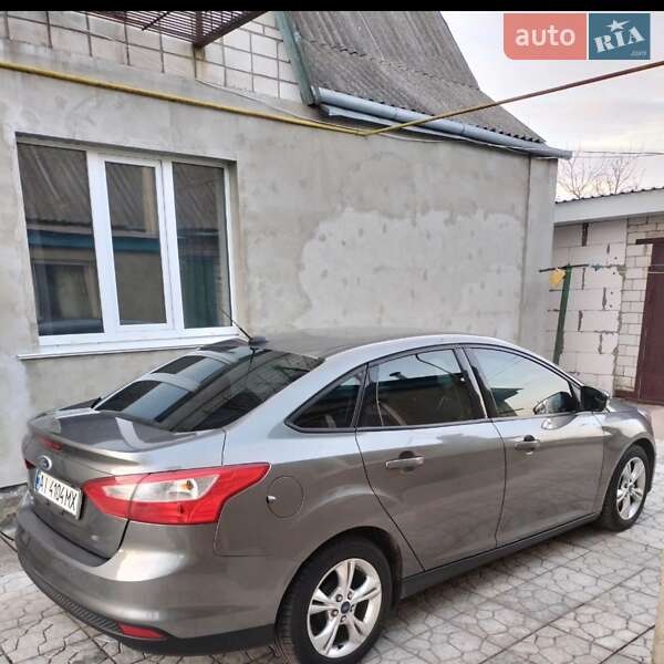 Седан Ford Focus 2014 в Березане фото 27 Седан Ford Focus 2014 в Березане