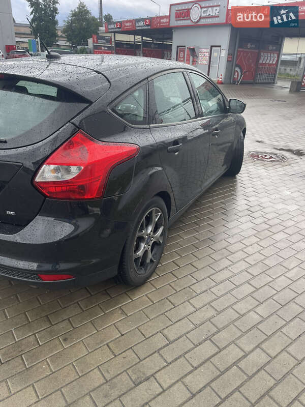 Хэтчбек Ford Focus 2013 в Киеве