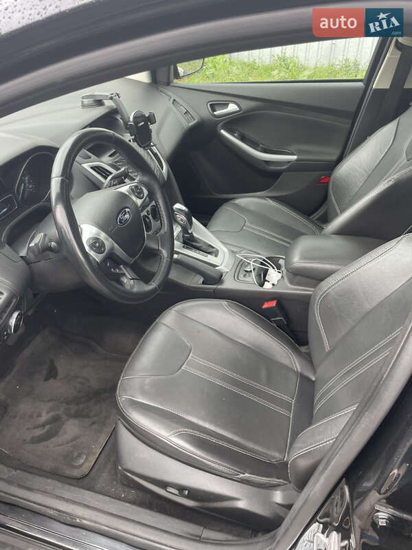 Хэтчбек Ford Focus 2013 в Киеве