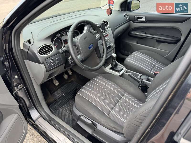 Хетчбек Ford Focus 2008 в Калуші