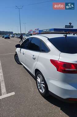 Седан Ford Focus 2018 в 