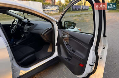 Хэтчбек Ford Focus 2017 в 