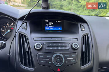 Хэтчбек Ford Focus 2017 в 