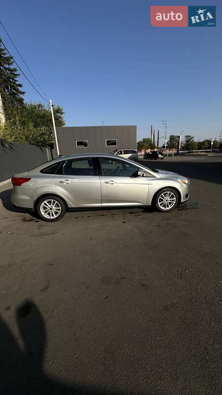 Седан Ford Focus 2015 в Днепре