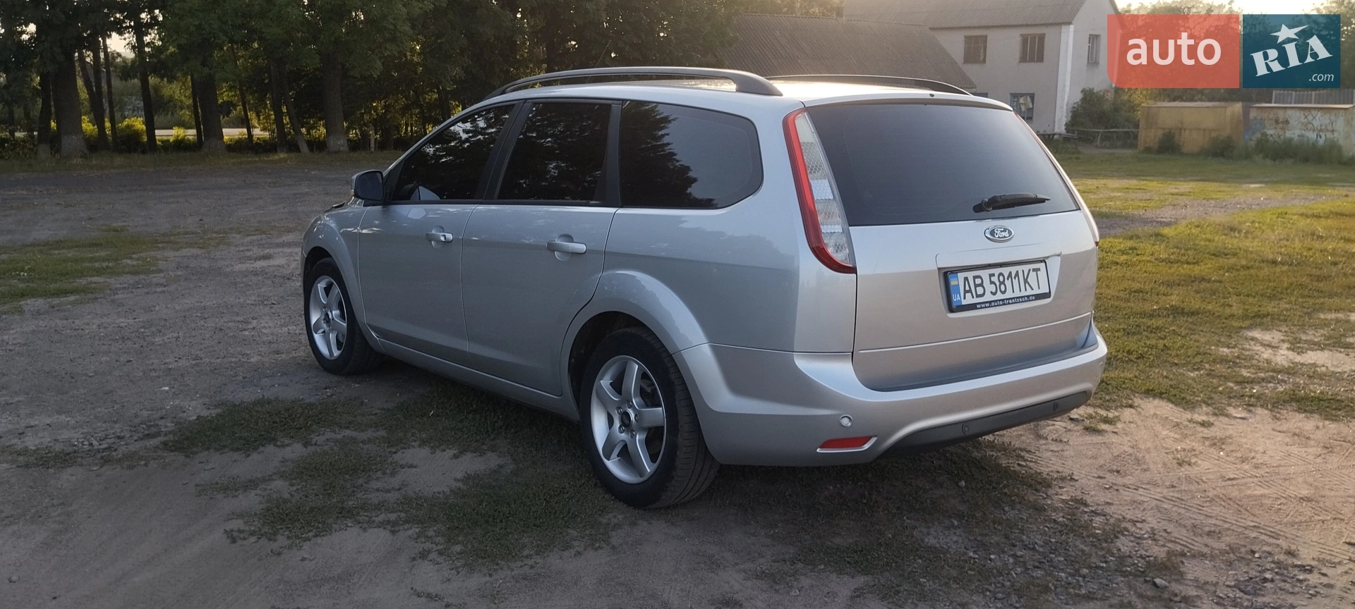 2010 Ford Focus - мініатюра 6