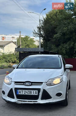 Хетчбек Ford Focus 2014 в Чернівцях