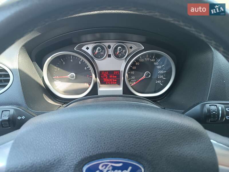 Седан Ford Focus 2010 в Ивано-Франковске
