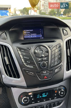Универсал Ford Focus 2012 в 