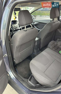 Универсал Ford Focus 2012 в 