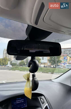 Универсал Ford Focus 2012 в 
