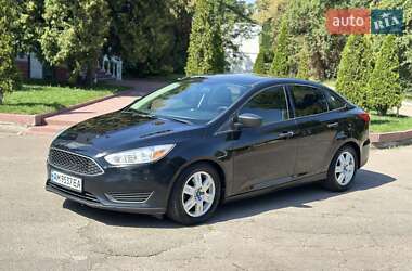 Седан Ford Focus 2015 в 