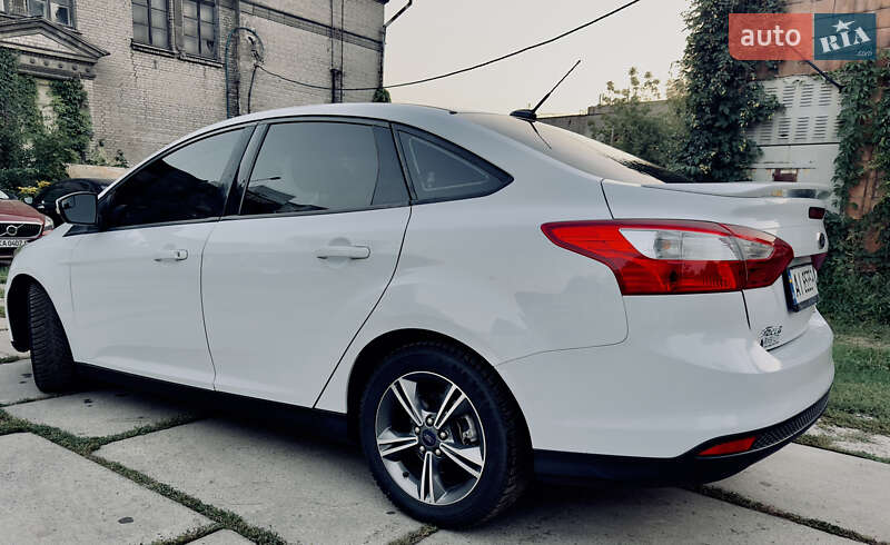 Седан Ford Focus 2014 в Киеве