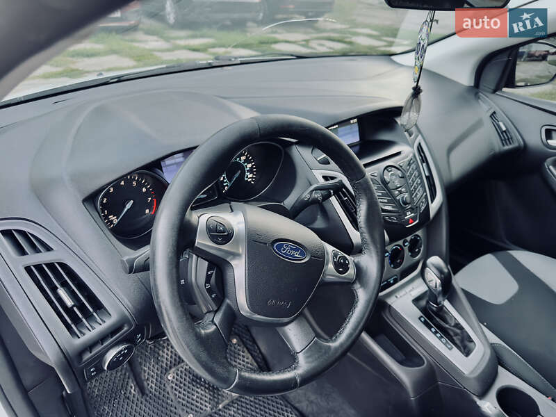 Седан Ford Focus 2014 в Киеве