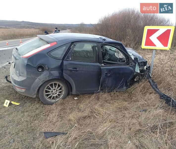 Хэтчбек Ford Focus 2010 в Новом Роздоле