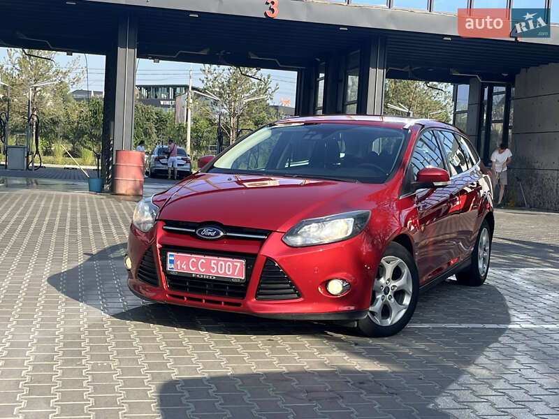 Универсал Ford Focus 2012 в 