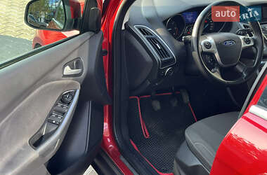 Универсал Ford Focus 2012 в 