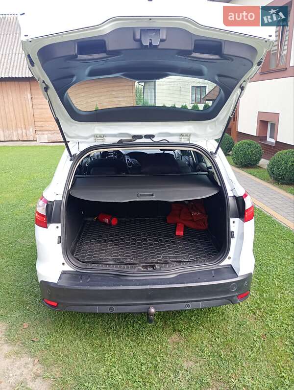 Универсал Ford Focus 2013 в Львове фото 3 Универсал Ford Focus 2013 в Львове