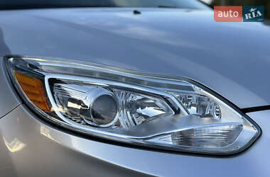 Хэтчбек Ford Focus 2014 в 