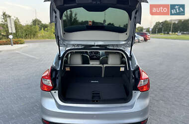Хэтчбек Ford Focus 2014 в 