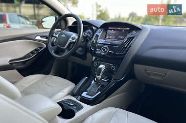 Хэтчбек Ford Focus 2014 в 