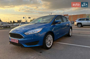 Хетчбек Ford Focus 2015 в 