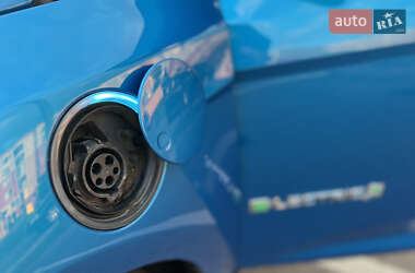 Хетчбек Ford Focus 2015 в 