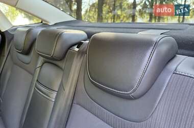 Седан Ford Focus 2011 в 