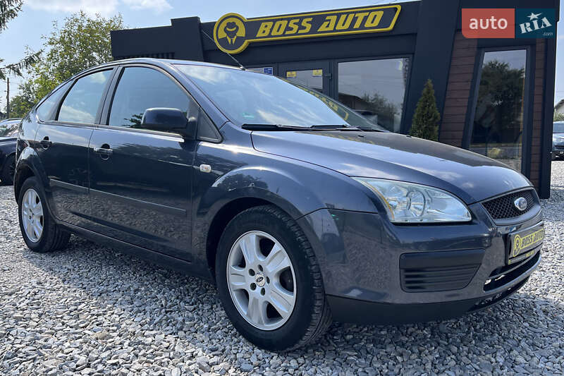 Хэтчбек Ford Focus 2006 в Коломые