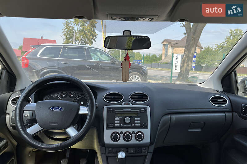 Хэтчбек Ford Focus 2006 в Коломые