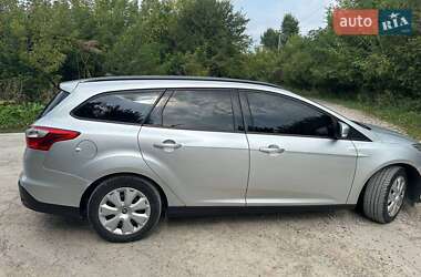 Универсал Ford Focus 2011 в 