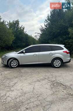 Универсал Ford Focus 2011 в 