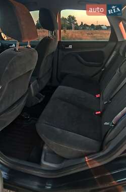 Седан Ford Focus 2006 в 