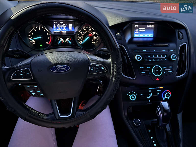 Седан Ford Focus 2016 в Львове