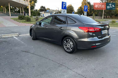 Седан Ford Focus 2016 в 