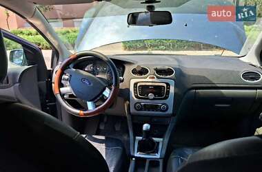 Хэтчбек Ford Focus 2007 в 