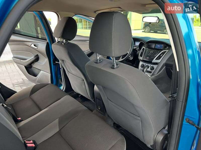 Седан Ford Focus 2014 в Львові