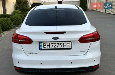 Седан Ford Focus 2016 в 
