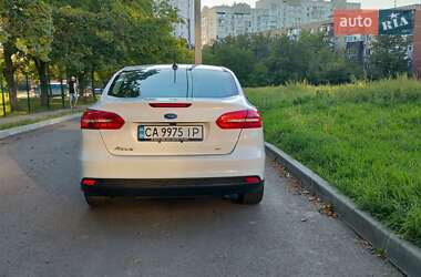 Седан Ford Focus 2017 в 