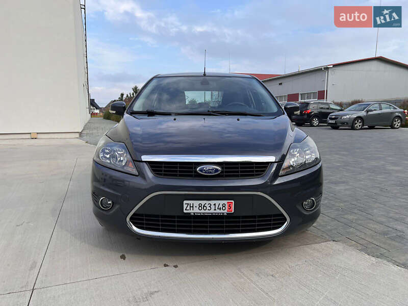 Хетчбек Ford Focus 2010 в Луцьку