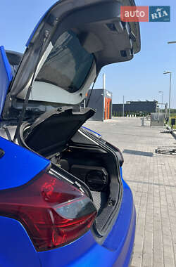 Хэтчбек Ford Focus 2013 в 