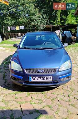 Хэтчбек Ford Focus 2006 в 