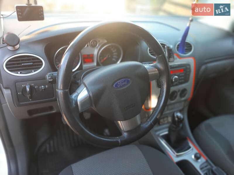 Хетчбек Ford Focus 2011 в Кам'янці