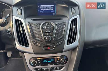 Универсал Ford Focus 2014 в 